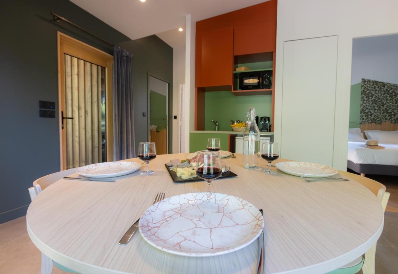 סנט-אאורס Hotel - Lodges De Lemptegy מראה חיצוני תמונה